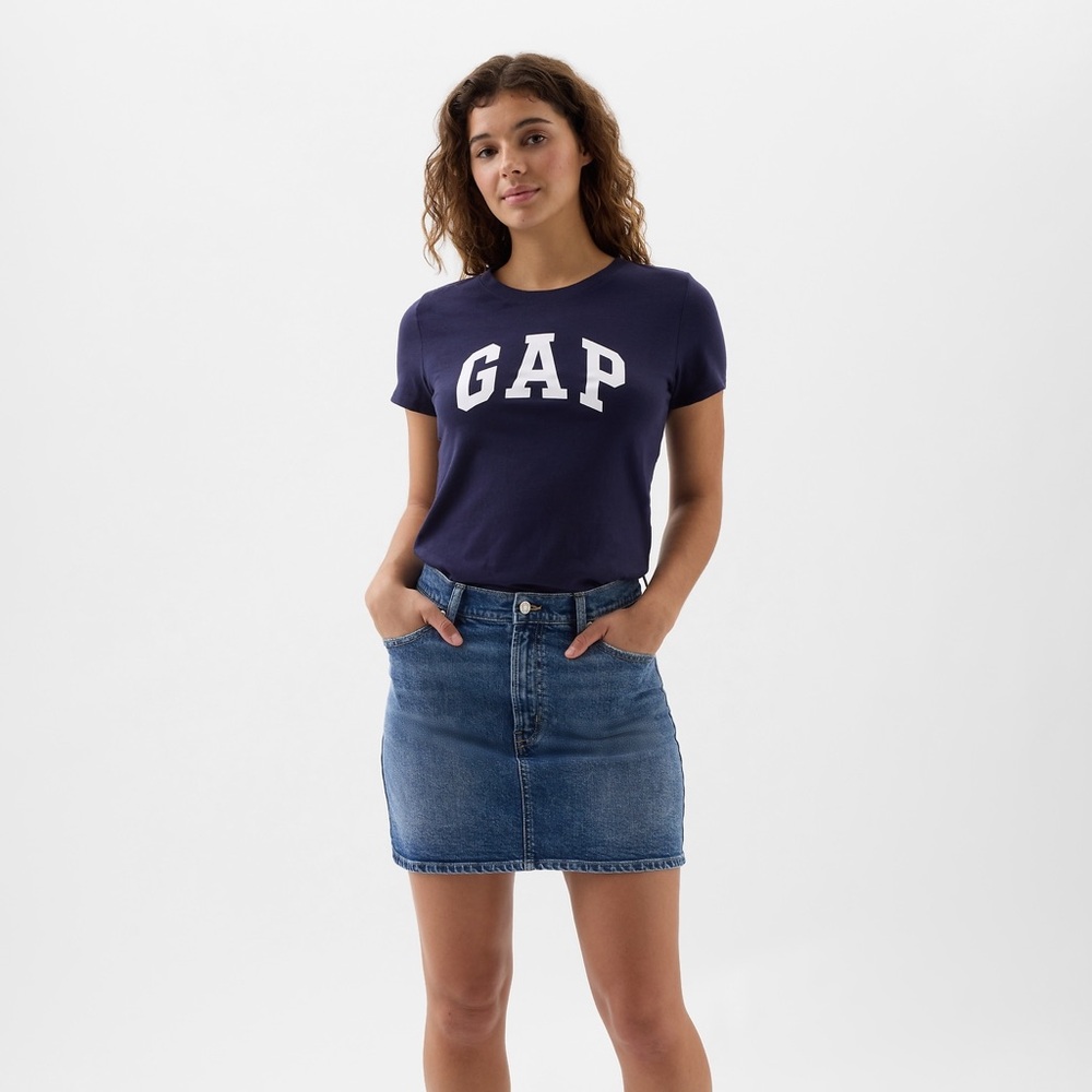 Brand New with Tags GAP Navy Logo T-Shirt Sz-L